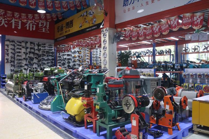 海南购物新体验：百货店百花齐放